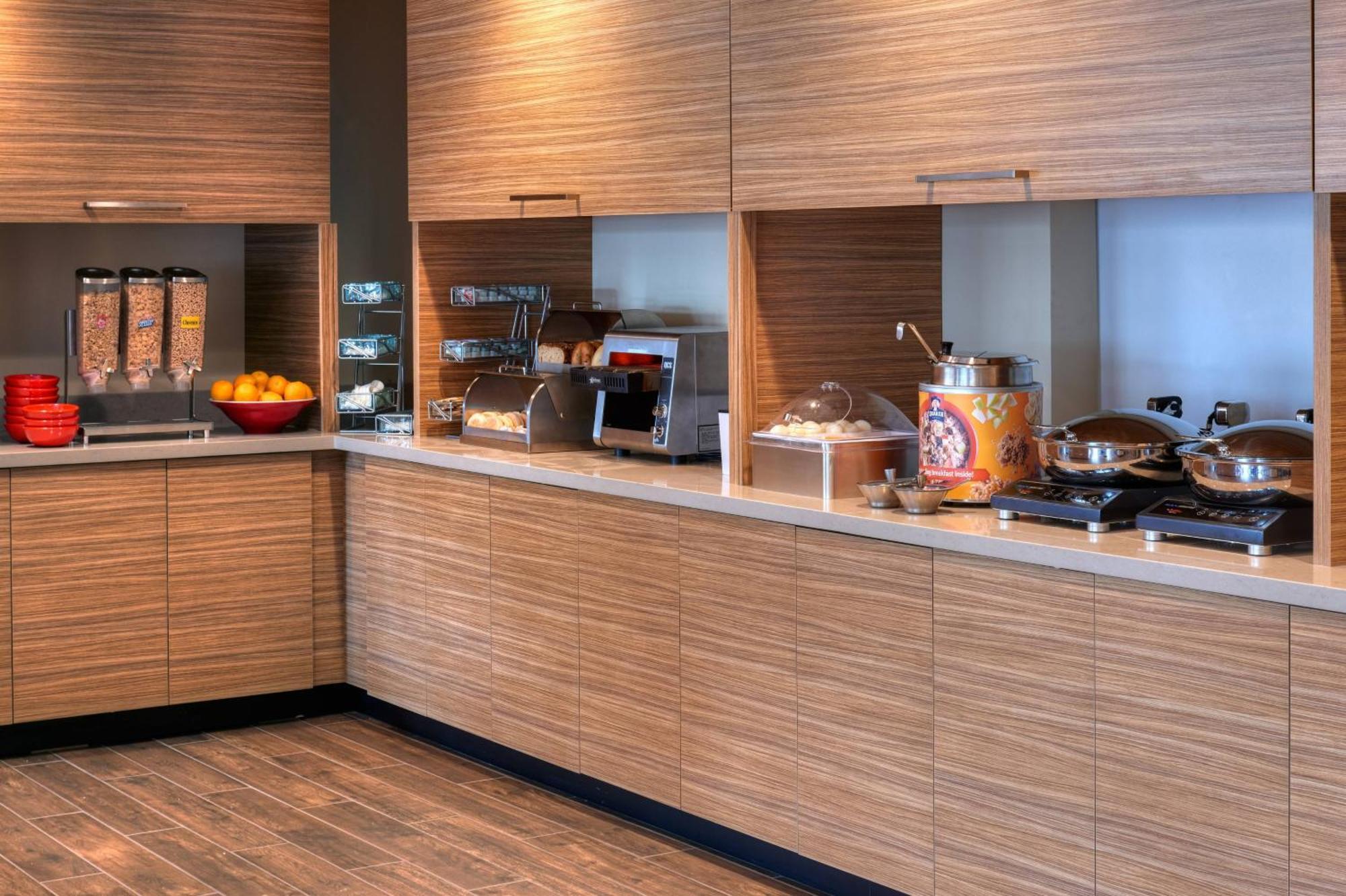 Hotel Towneplace By Marriott Cleveland Solon
