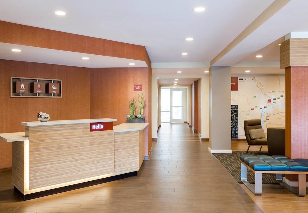 Hotel Towneplace By Marriott Cleveland Solon